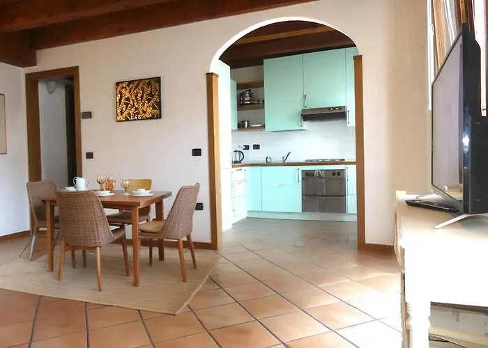 Elegant San Vitale View 아파트 *